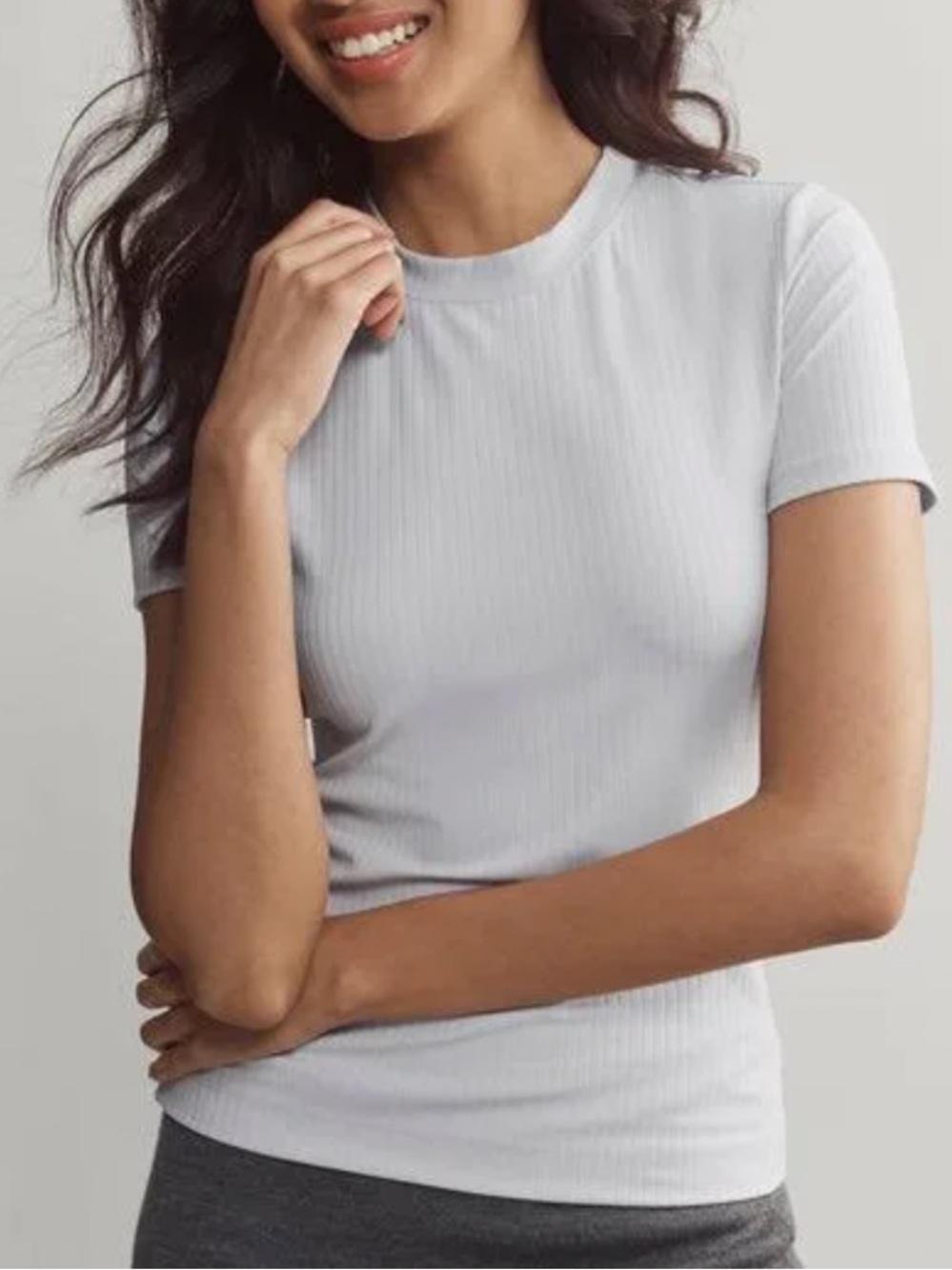 New Rhone Women's Modern Ribbed Knit T-Shirt in grey mist size small